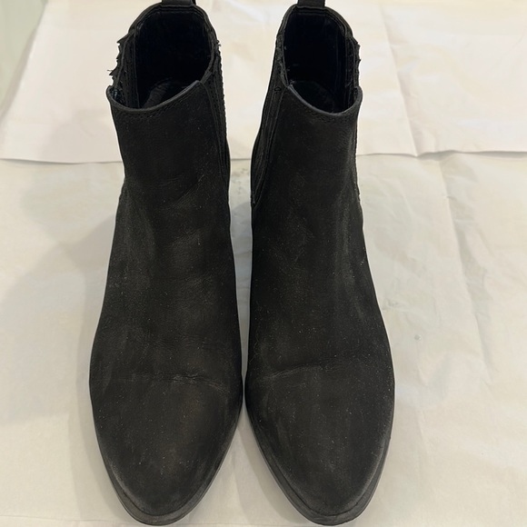 Steve Madden boots black size 7 1/2 - Picture 1 of 4
